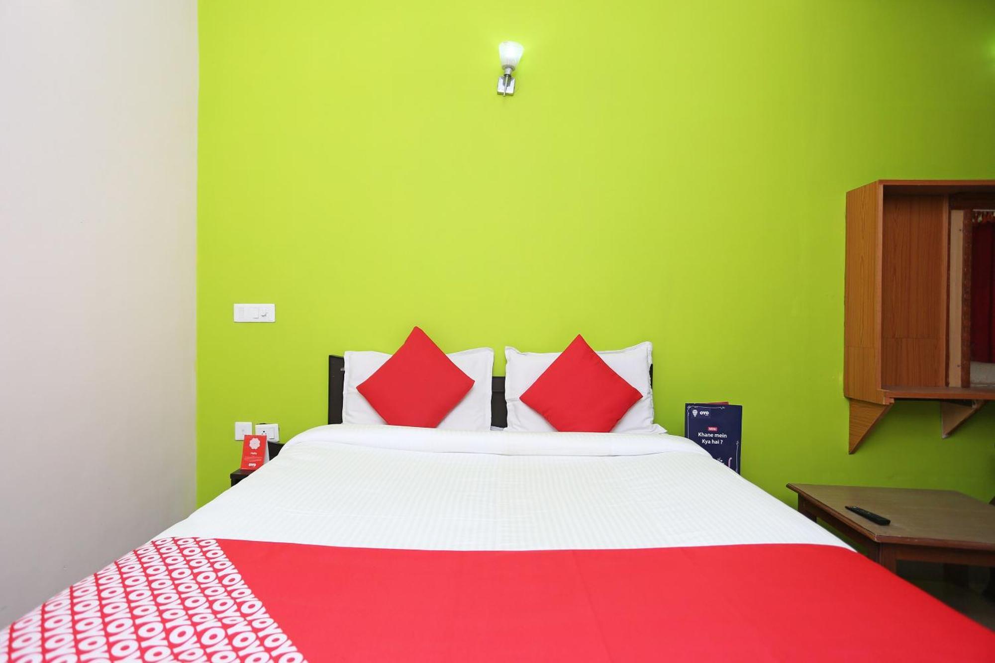 Hotel O Lime Wood Dehradun Eksteriør billede